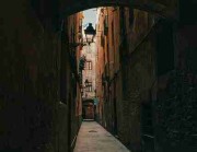 p站官方官网专题运营策略｜页面布局改版提升转化表现